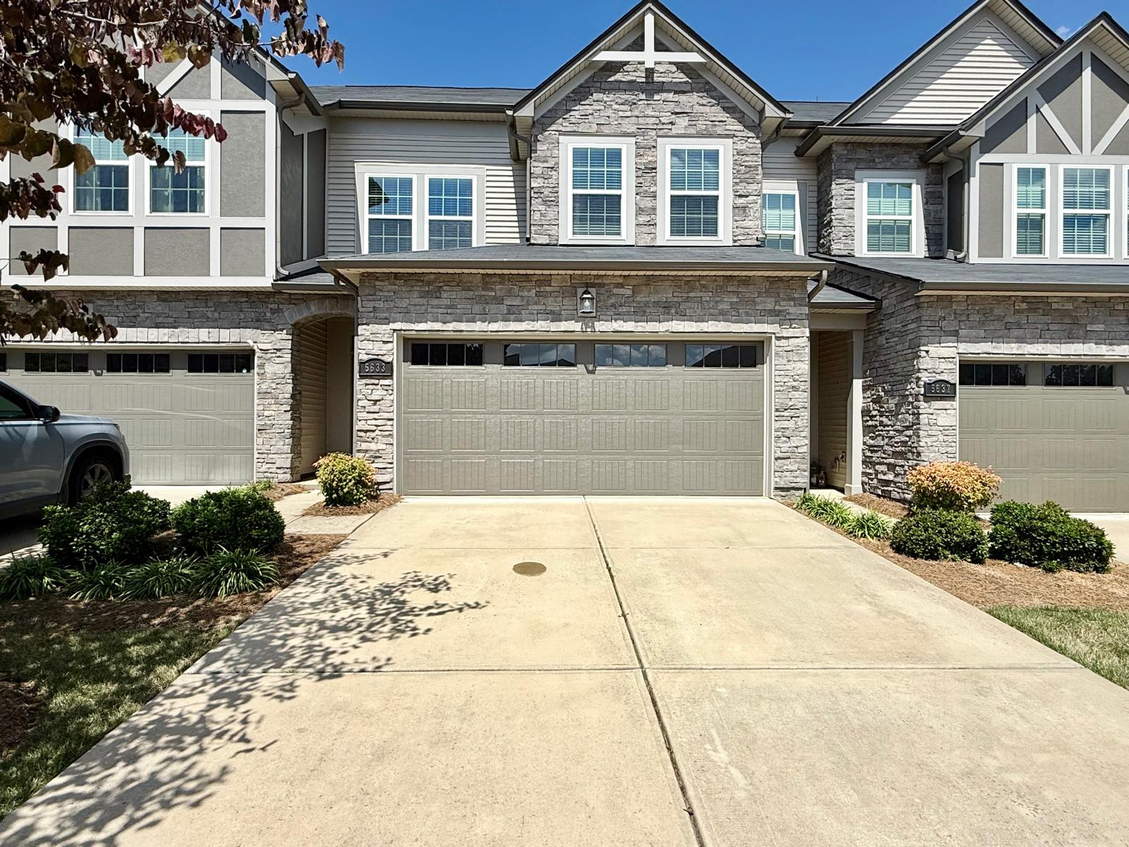5633 Garrow Glen Road - 1