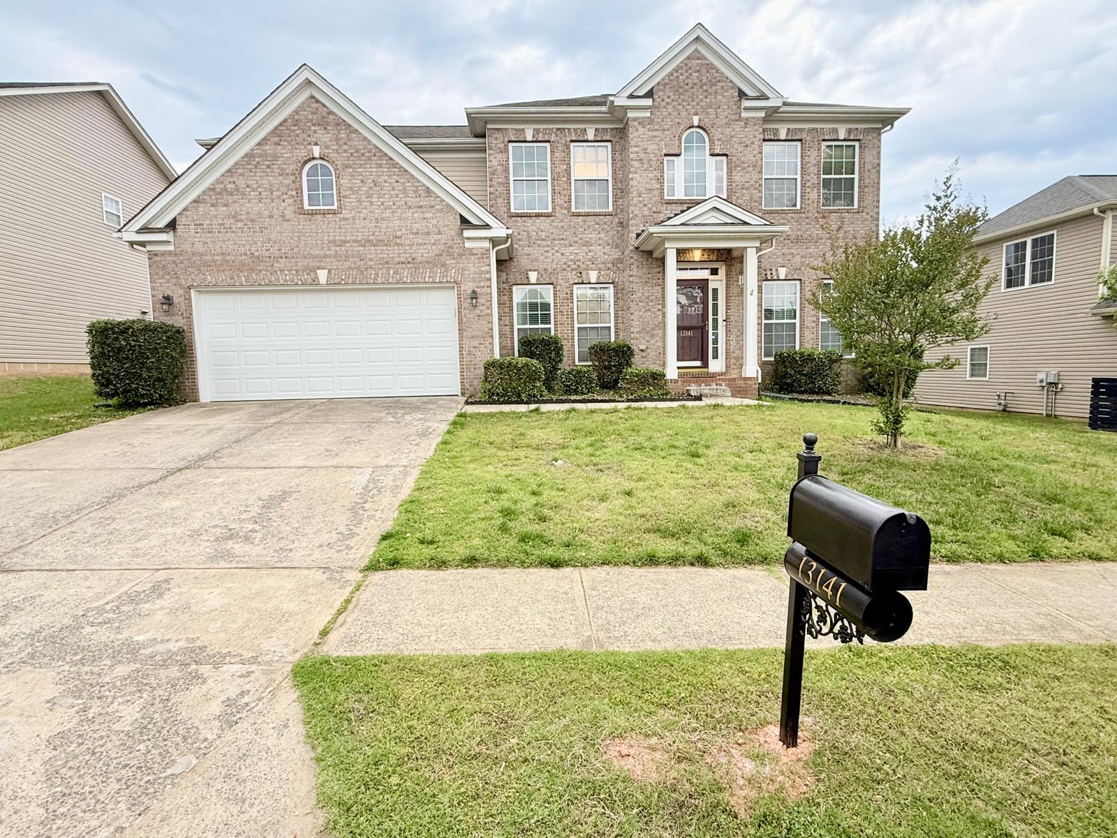 Property main image